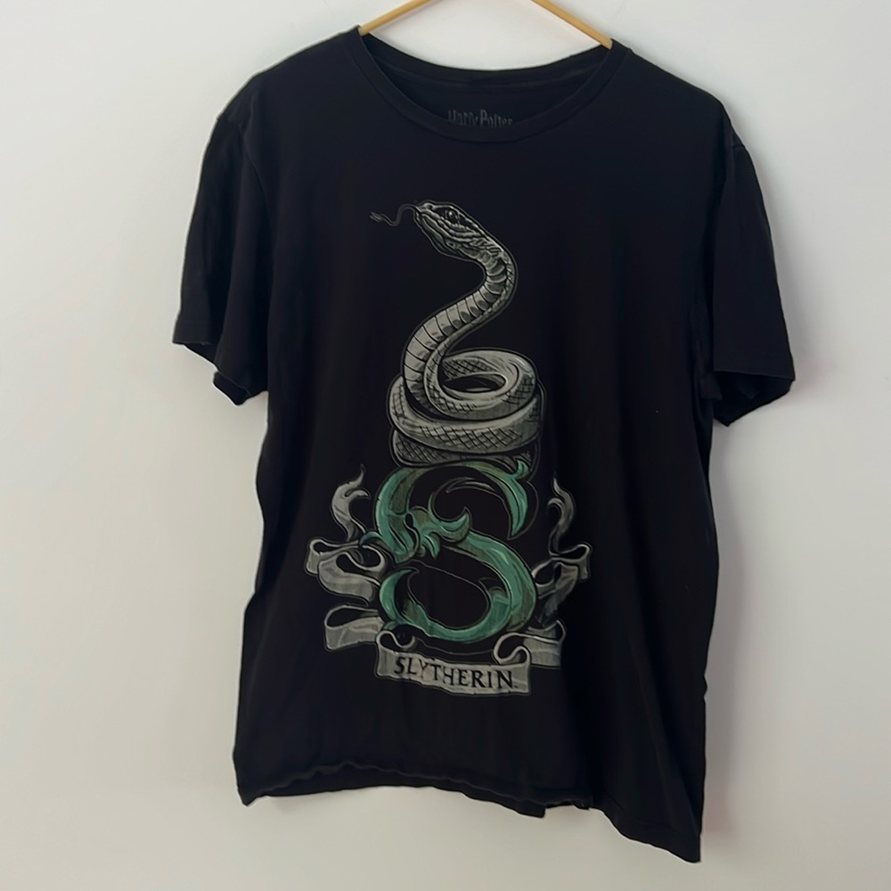 Warner Bros Black and Green Slytherin Harry Potter T-Shirt